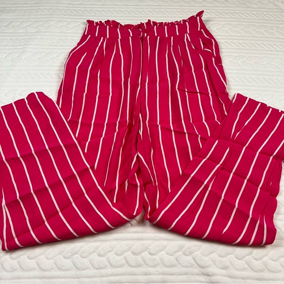 Forever 21 Pants - 💗 Forever 21 -‎ Womans High Waisted Striped Pants